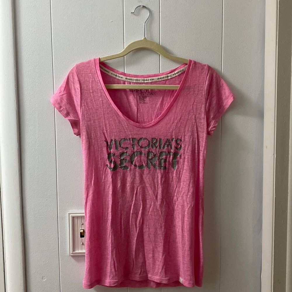 Pink supermodel essentials size medium Marled with rhinestone label detail